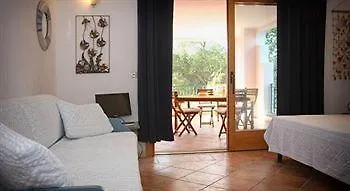 Smeralda Village 3*